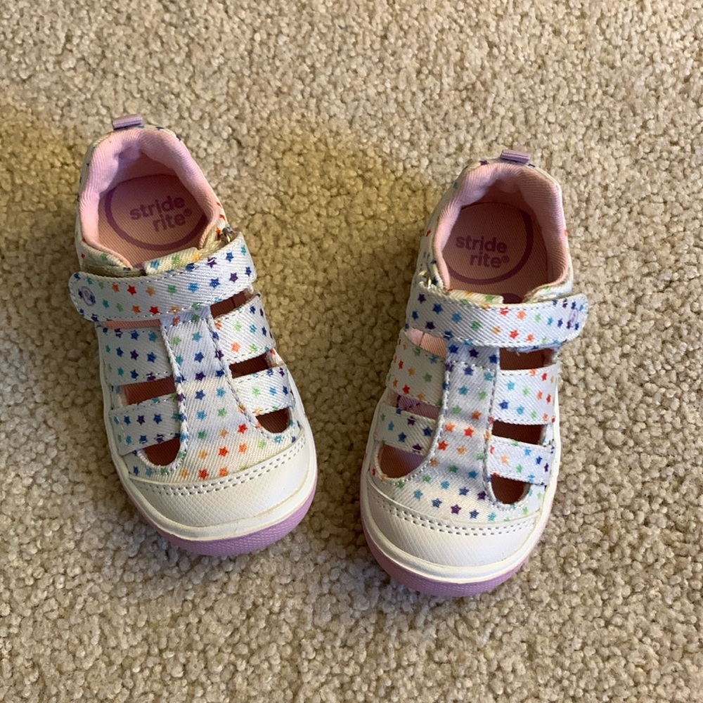 New stride rite sandals